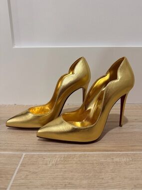 Christian Louboutin Gold Metallic Pointed-Toe Stiletto Pumps